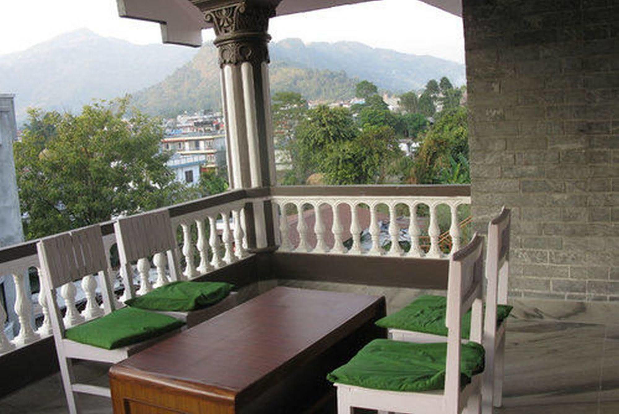 Hotel Asia Pokhara Eksteriør bilde